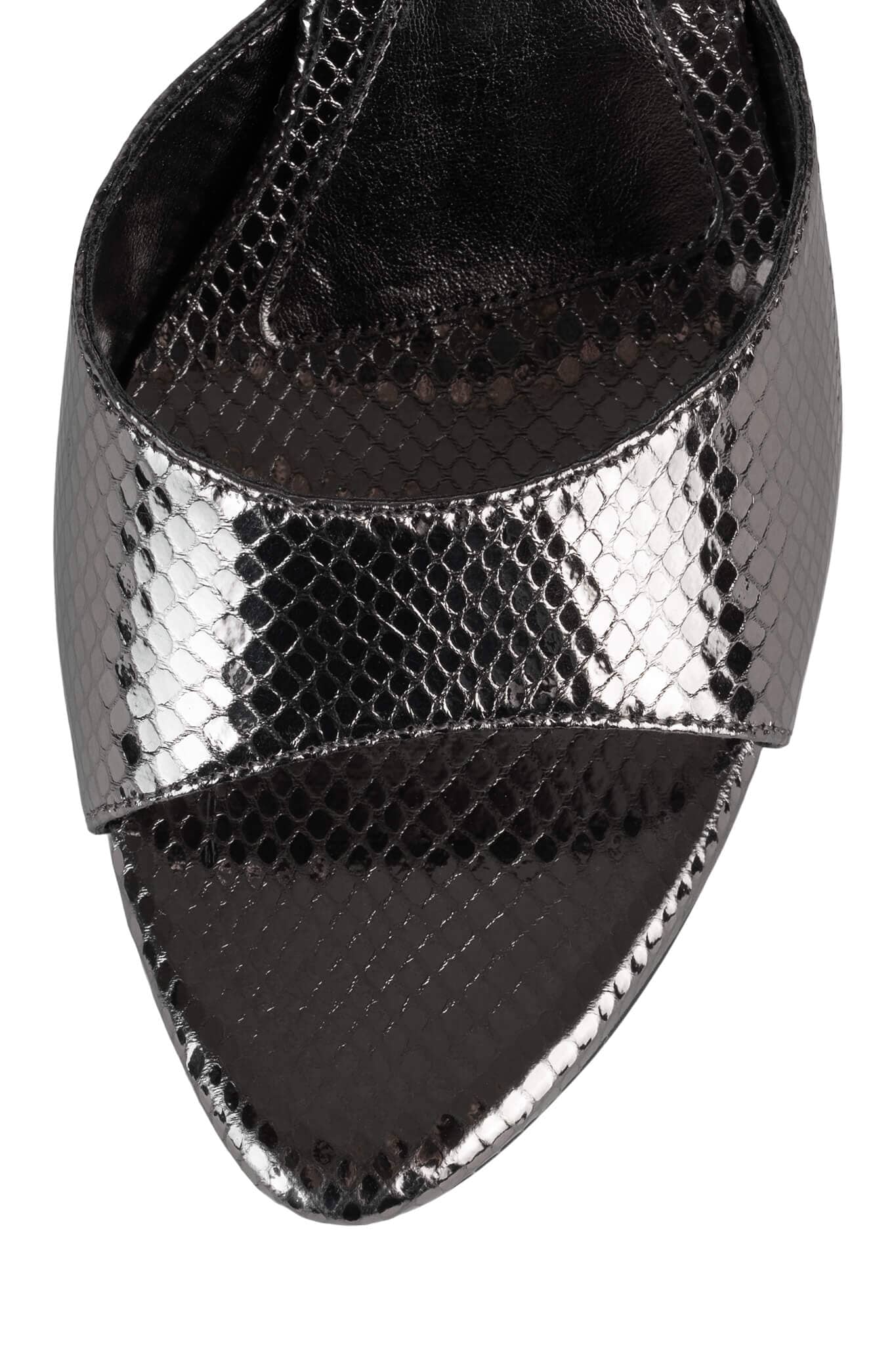 AGENT - Image 19