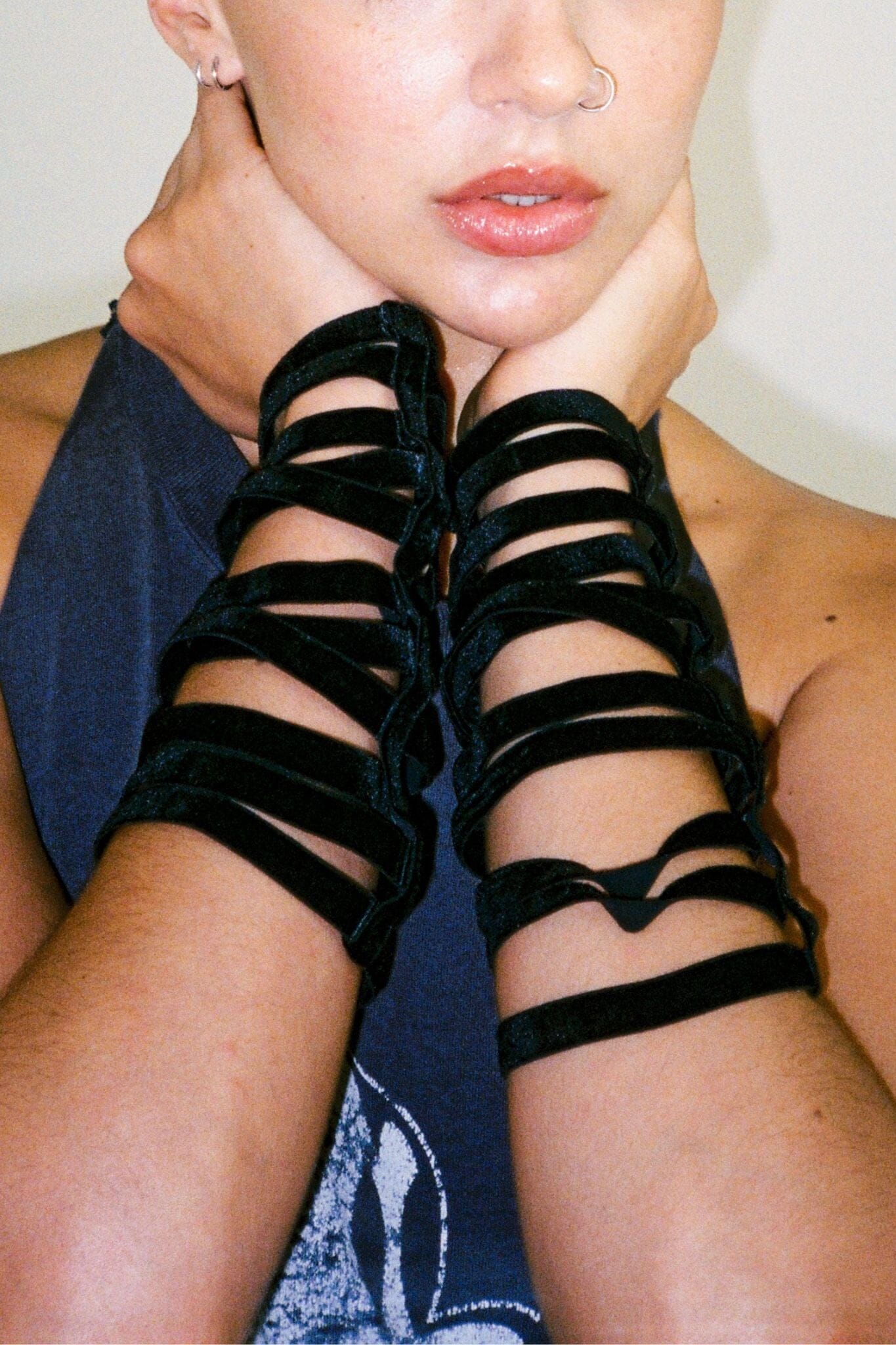 EVANESCE ARM CUFF - Image 2