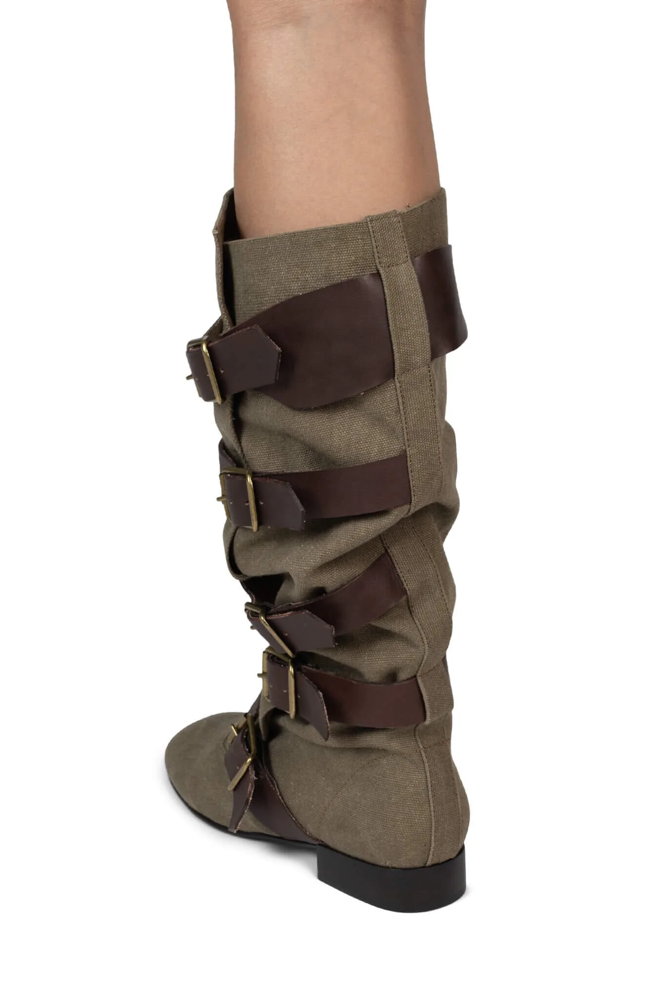 FASTENED - Image 12