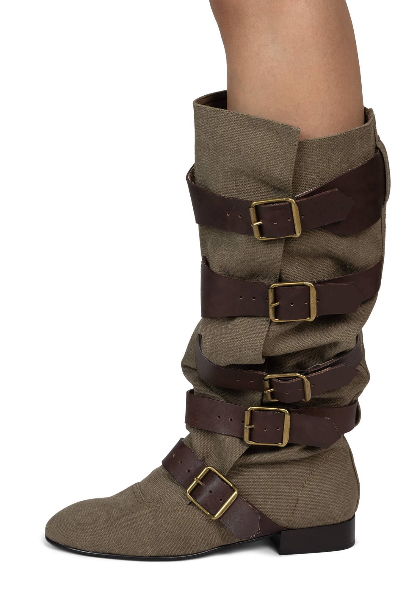 FASTENED - Image 9