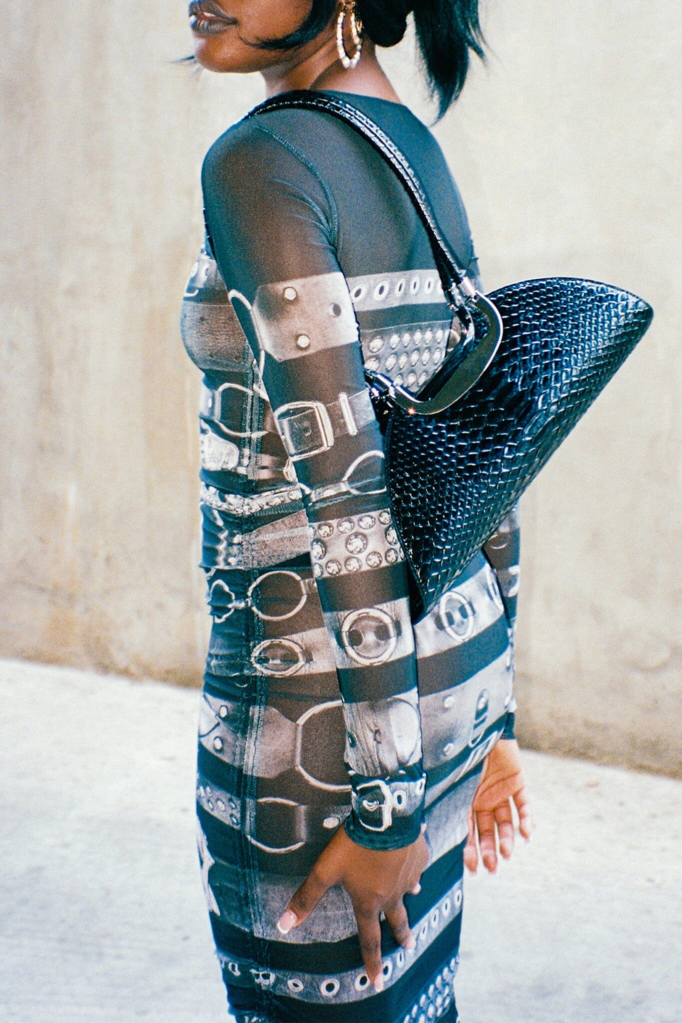 RETROGRADE - Image 14